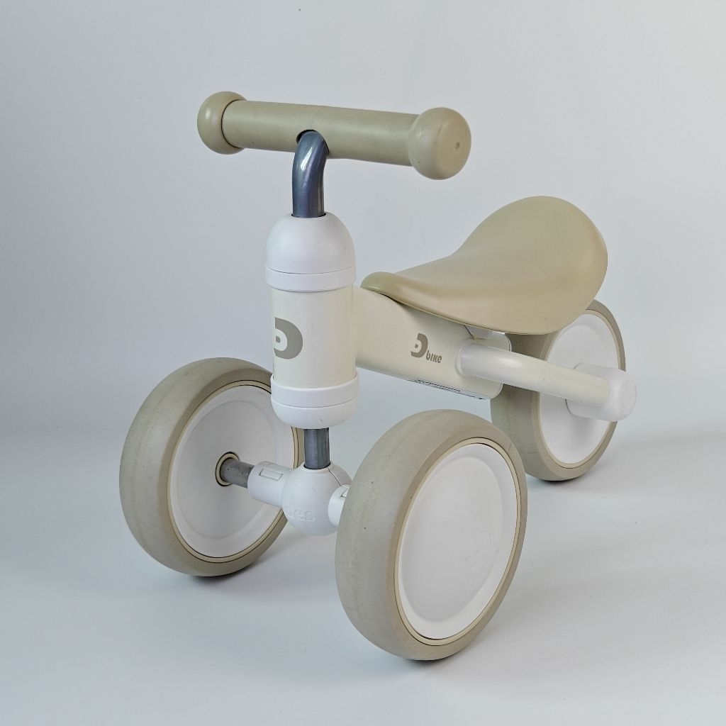 ขาไถ D bike mini Wide  (D-bike mini) ดีไบค์มินิ สีเบจ มือสอง