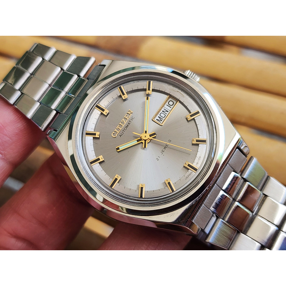 นาฬกา citizen automatic รุ่นเก่า สภาพสวยมาก ๆ แท้เดิมทัั้งเรือน เดินดีปกติ 71-6100