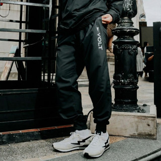 VOLT กางเกงขายาวผู้ชาย รุ่น NEUTRON 005 JOGGER WOVEN สีดำ ผ้…