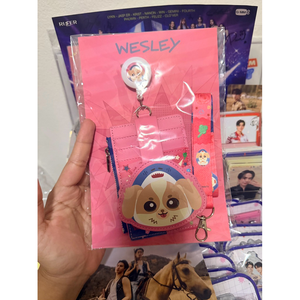 < พร้อมส่ง> สายคล้องบัตรwesley กระเป๋า Silicone Mini Pouch #wesley #LYKN #jummo #lookkhunnoo #Kingma