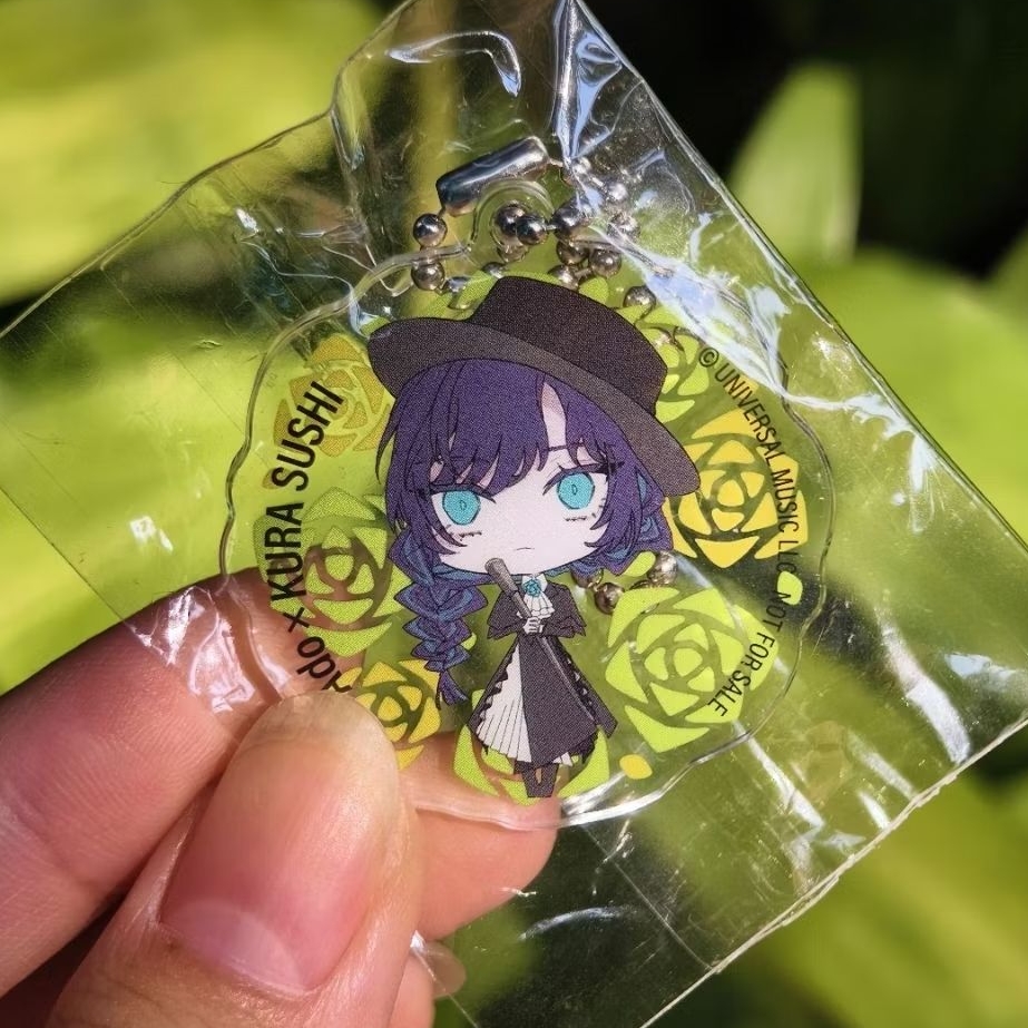 [พร้อมส่ง] Ado x Kura Sushi acrylic keychain พวงกุญแจอะคริลิค เอโดะ คอลเลปกับร้านซูชิ