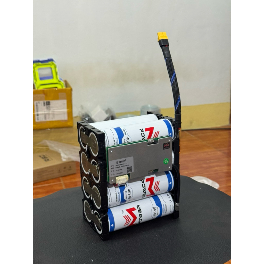 แบตเตอรี่ 8S1P 20A 20000mAh BMS 30A 25.6-29.2 MPOWER เลือกทรงได้ทักแชทมาแบตเตอรี่คุณภาพสูงสำหรับการใช้งานที่หลากหลาย