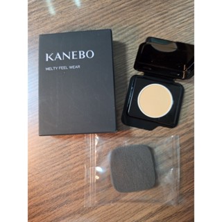 แป้งผสมรองพื้น ขนาดทดลอง KANEBO MELTY FEEL WEAR II สี 230 ขน…