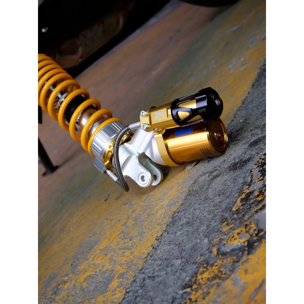 ตัวปรับพรีโหลด ปรับโช็คจาก R sport สำหรับติดตั้งกับโช๊ค OHLINS สินค้าพร้อม