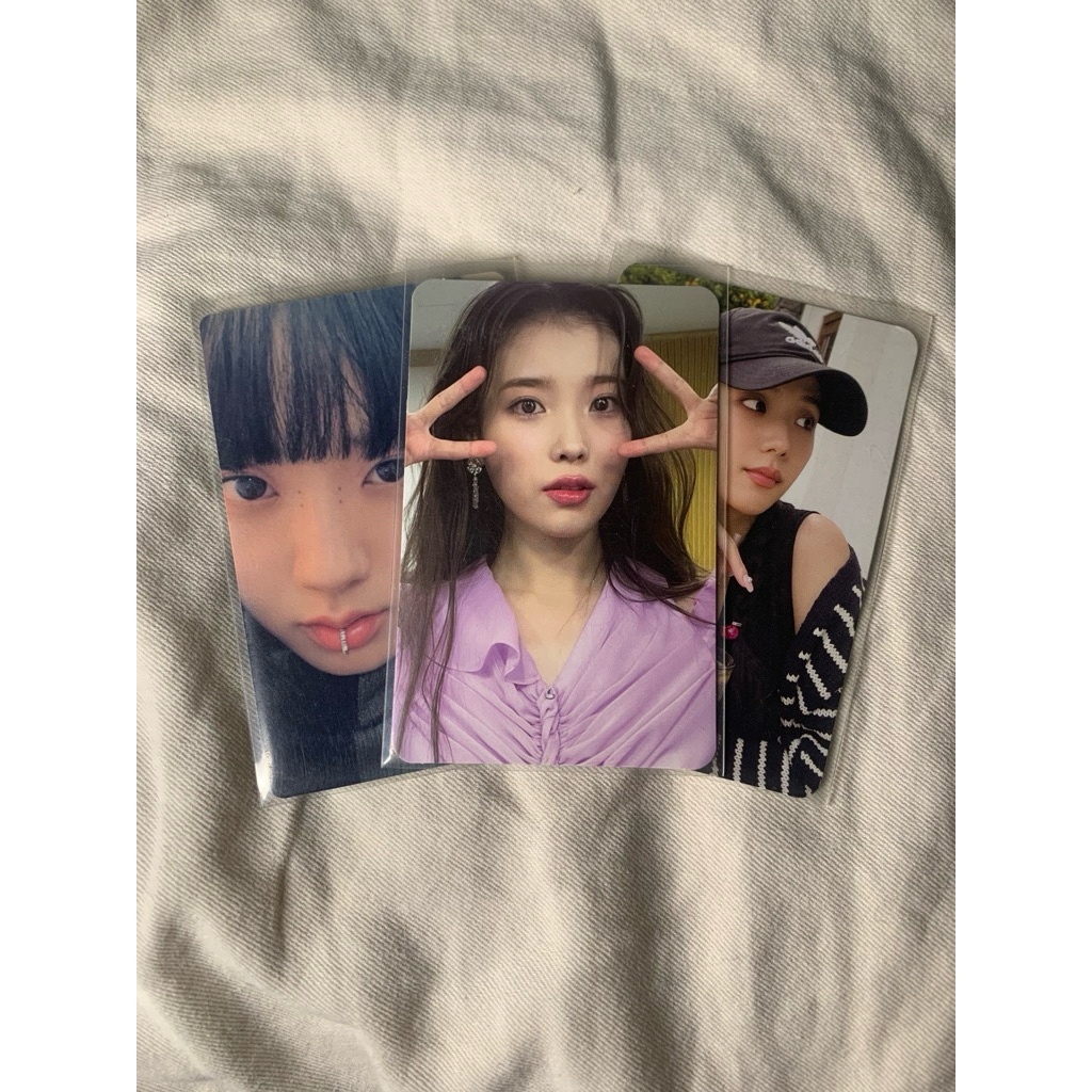 การ์ด IU และ จีซูblack pink