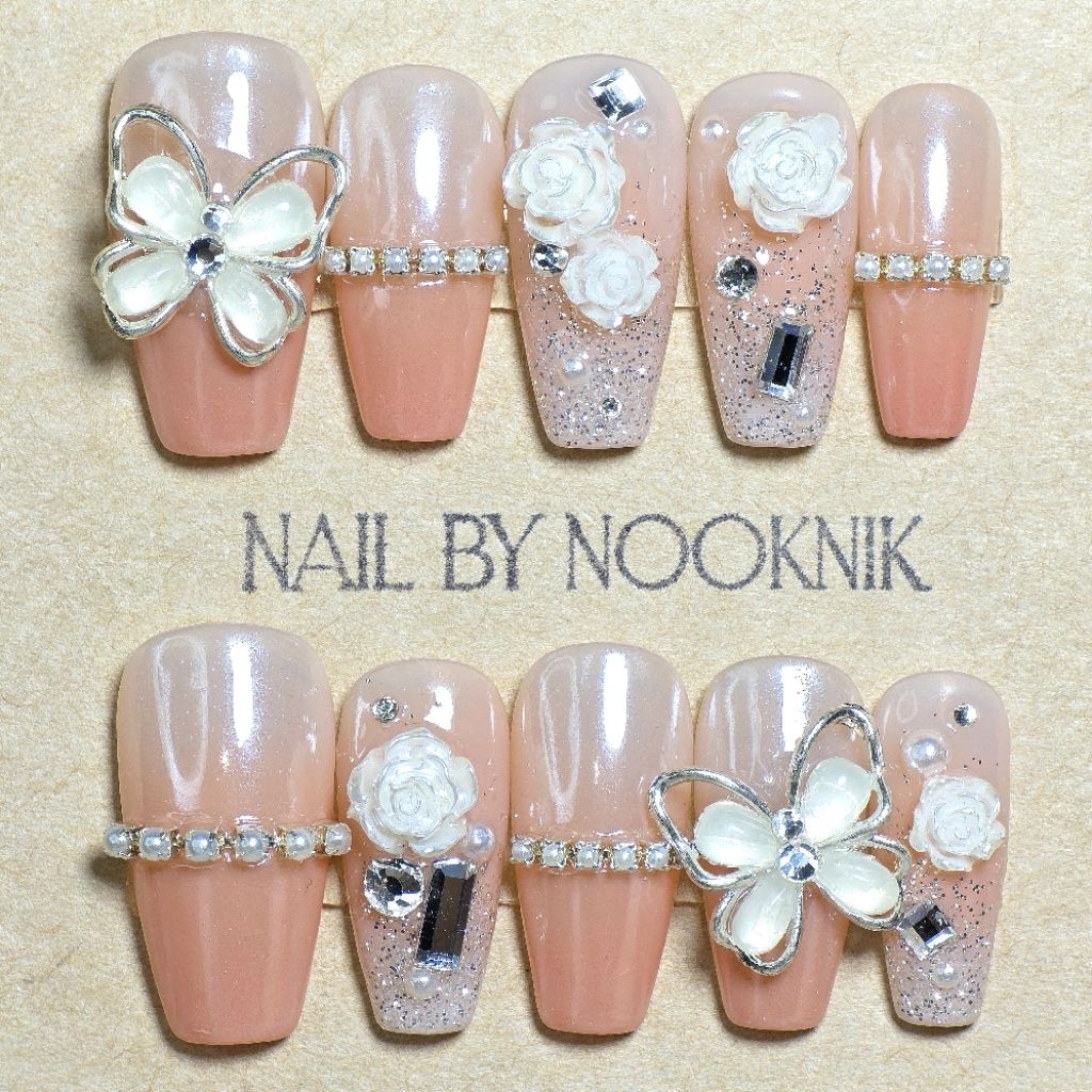ใหม่!! ​เล็บเจลสีหวาน​✨🍑แต่งอะไหล่(​พร้อมกาว+ตะไบ)​