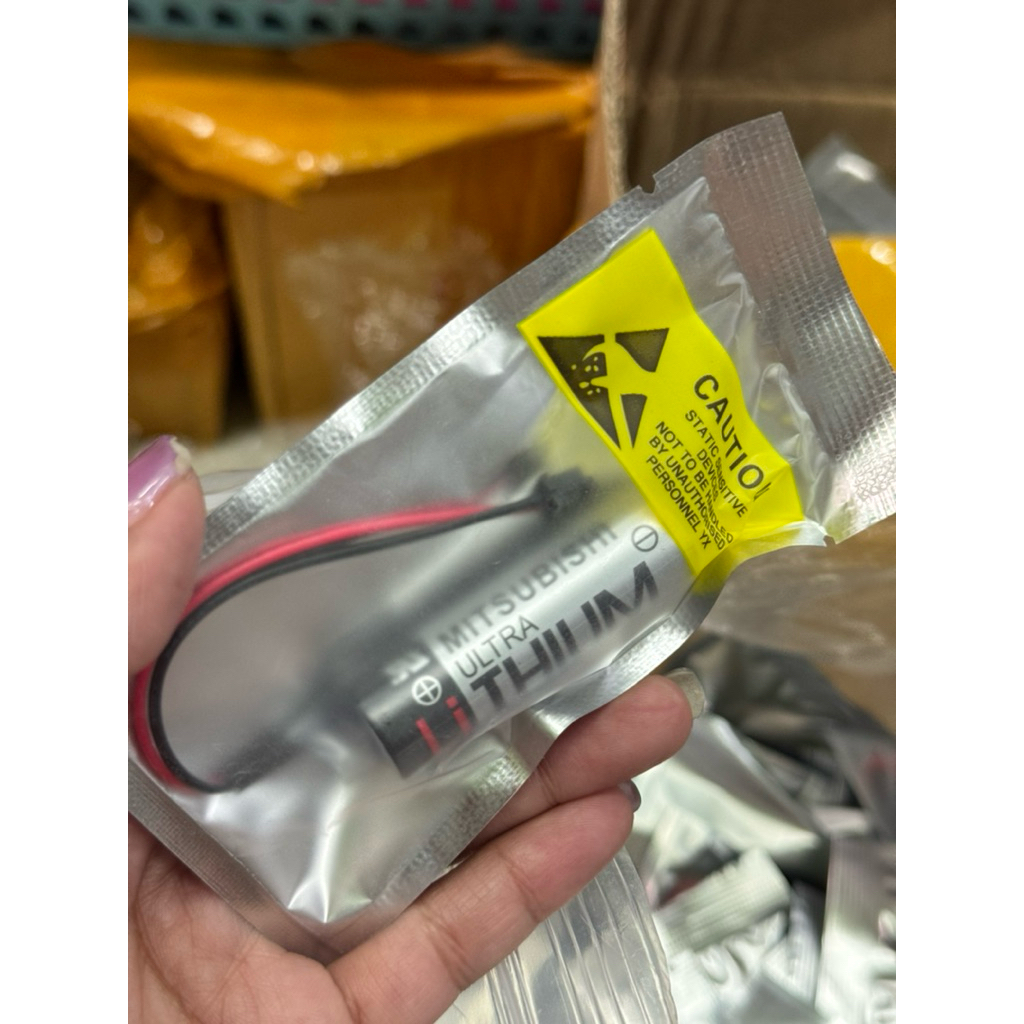 mitsubishi ER6V  Er6vc119A 119B ER6VC ของใหม่ ปีล่าสุด แบตเตอร์รี่   แบตเตอรี่ 3.6 V 2000 mAh PLC แบตเตอรี่ลิเธียม