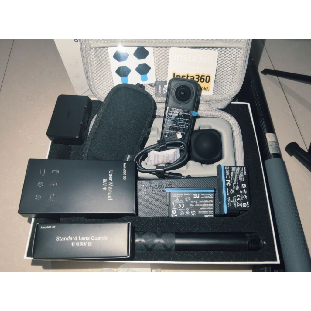 Instra360 X5 รุ่น ESSENTIALS