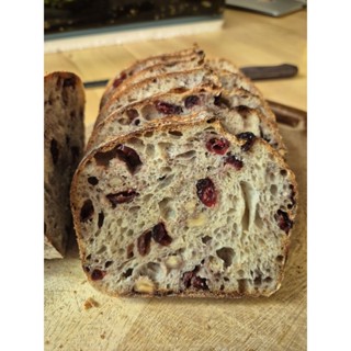 Sourdough Cranberry Walnut Loaf ขนมปังซาวโดว์แครนเบอรี่วอลนั…