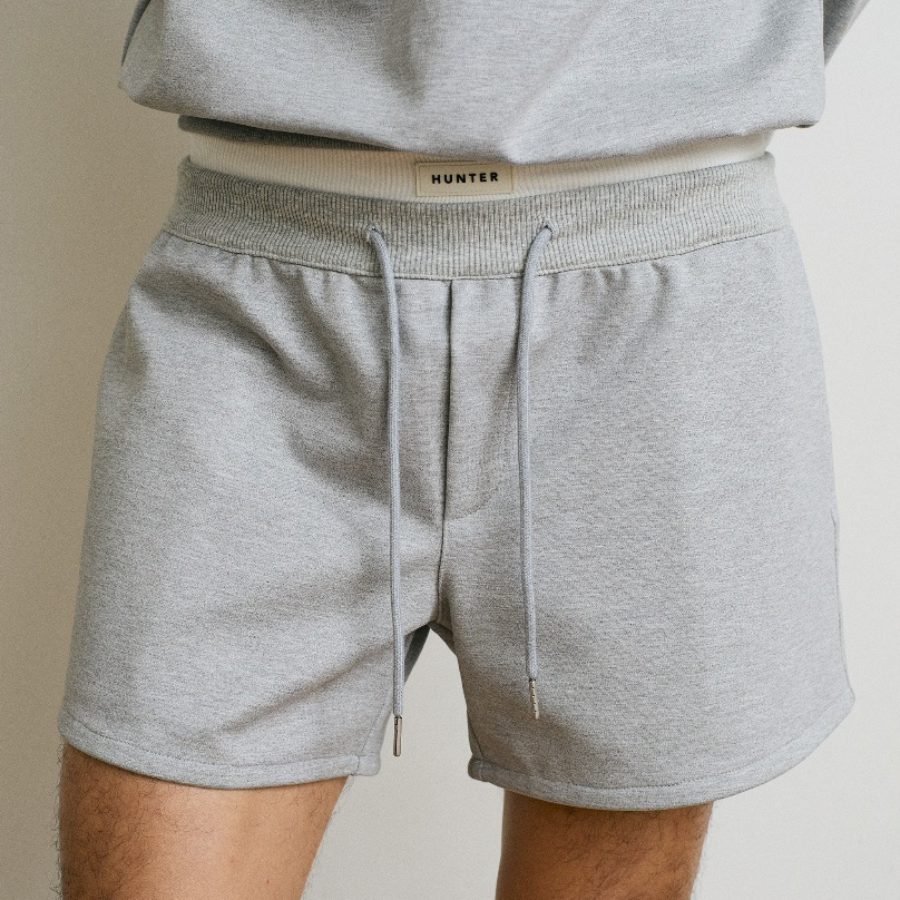 Hunter Studios - กางเกงวอร์มขาสั้นเอวสองชั้น ทรงโค้ง ผ้าInterlock knit รุ่น 2Waist Sweat-shorts