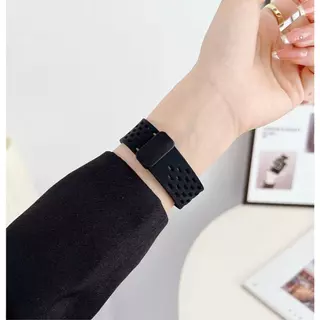 สายgarmin165/245/55/645/158/245music 570 42mm movetrend vivoactive5/active6สายชิลิโคนแม่เหล็ก