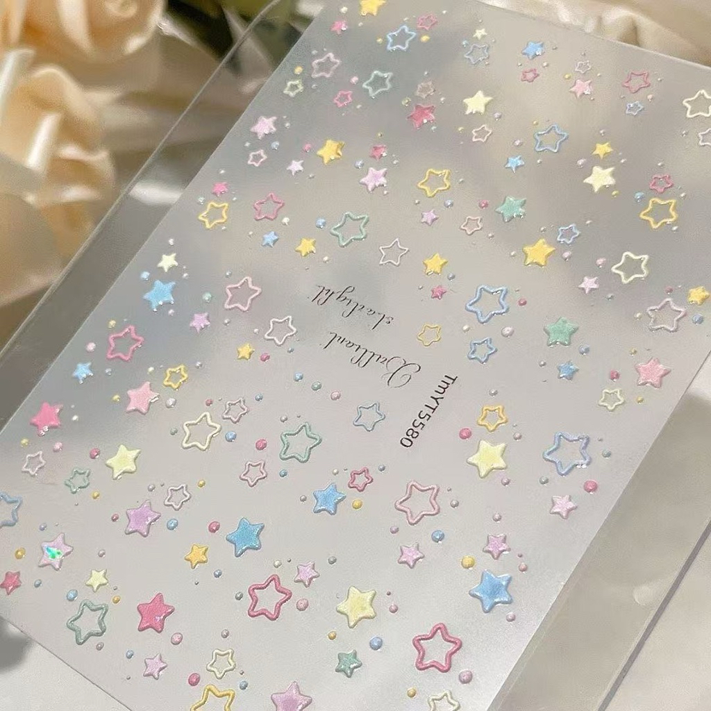 สติกเกอร์คิดเล็บ ลายดาวแฟนตาซี 3D สีสวย มี4แบบให้เลือก แผ่นละ9บาท สินค้าพร้อมส่ง