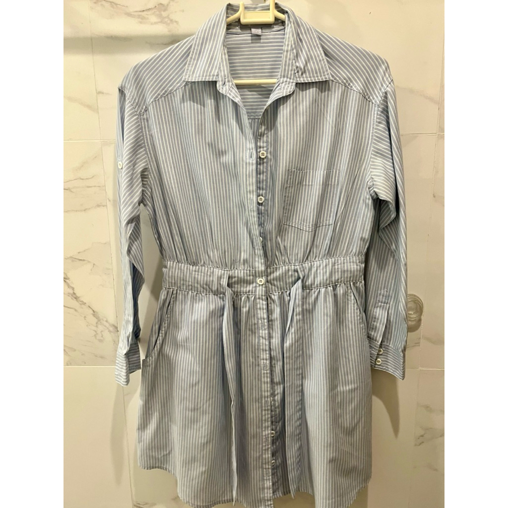 ส่งต่อเดรสยี่ห้อ Espada สีฟ้าลายทาง ไม่มีตำหนิ