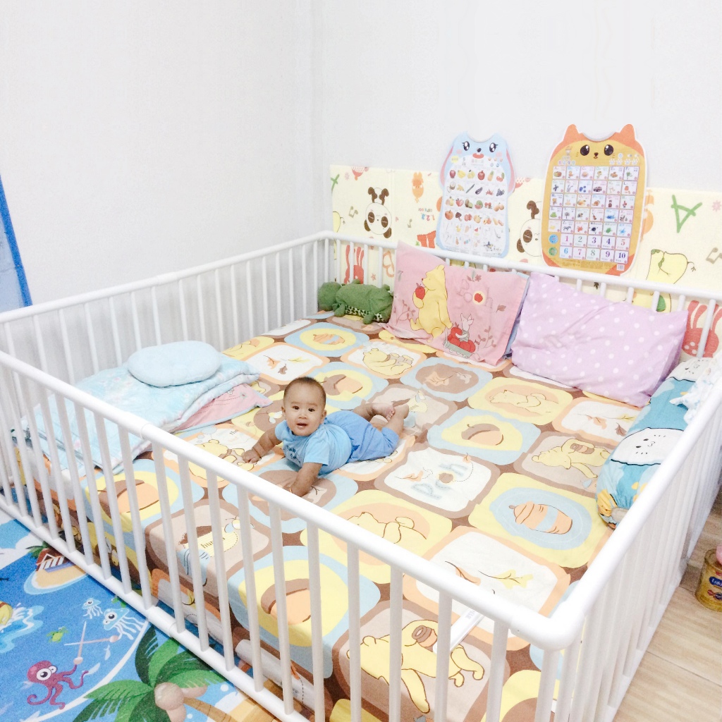 ขนาดครอบที่นอน 6ฟุต สูง80 คอกกั้นเด็ก 5ฟุต-3.5ฟุต ประตู ครอบที่นอนได้พอดี (เลือกขนาด 6ฟุต-5ฟุต-3.5ฟุต ก่อนสั่งซื้อ)