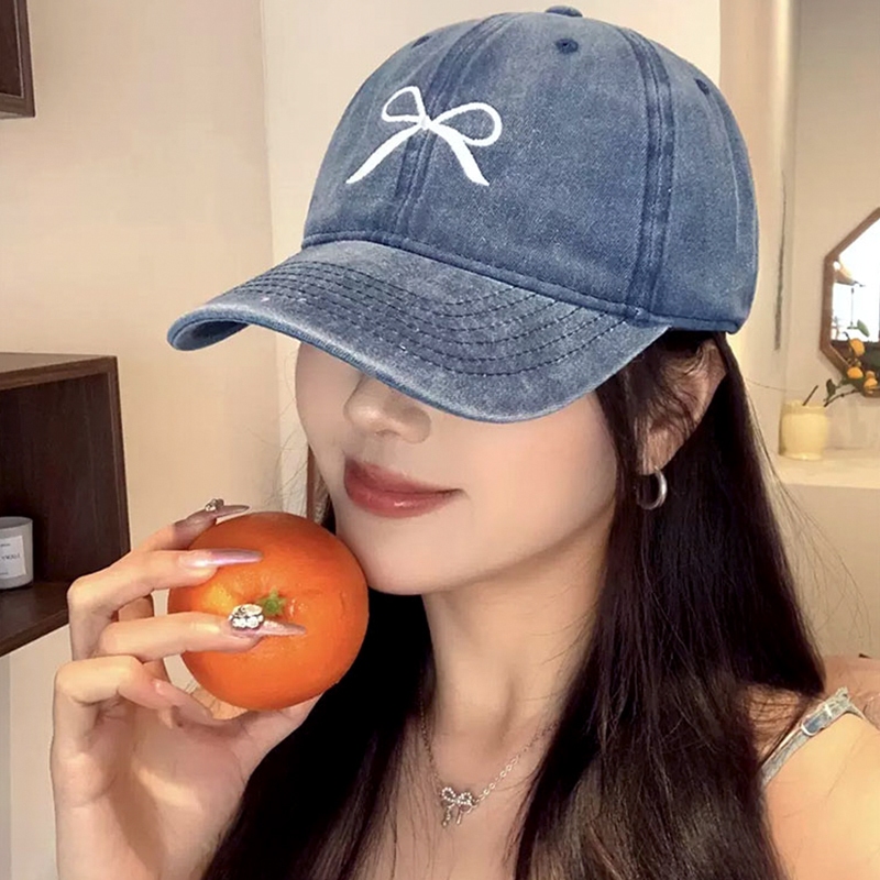 หมวกแกร๊ป สียีนส์ปักลายโบว์ หมวกผู้หญิง พร้อมส่งในไทย
