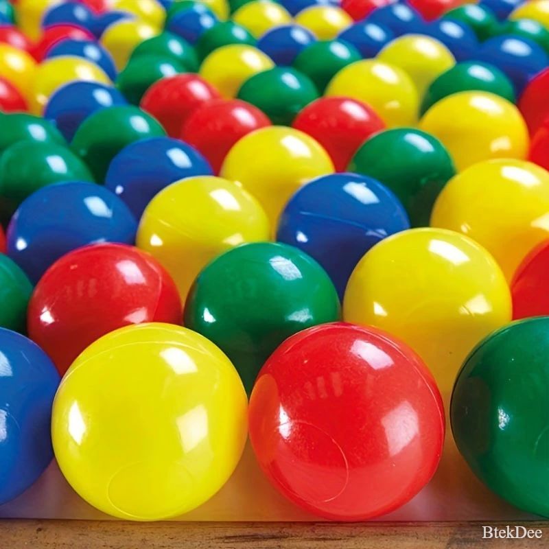 ตลก 100/200 ลูกบอลสีสันสดใสพลาสติกอ่อน Ocean Ball เด็กทารกว่ายน้ํา ของเล่น