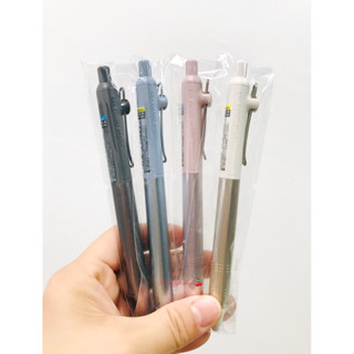 ปากกา Uni-ball ZENTO Flow Model