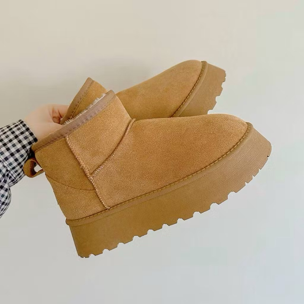 รองเท้า dolly snow ไซส์ 38