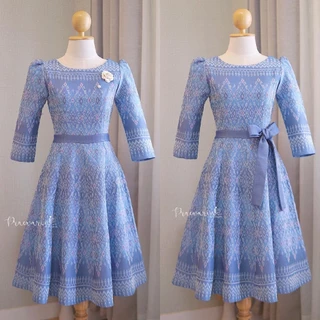 PRAEWARIN (แพร-วรินทร์) ชุดเดรสผ้าไทยงานพรีเมี่ยมแต่งโบว์ข้างเอว 1 ชุดใส่ได้ถึง 2 แบบ