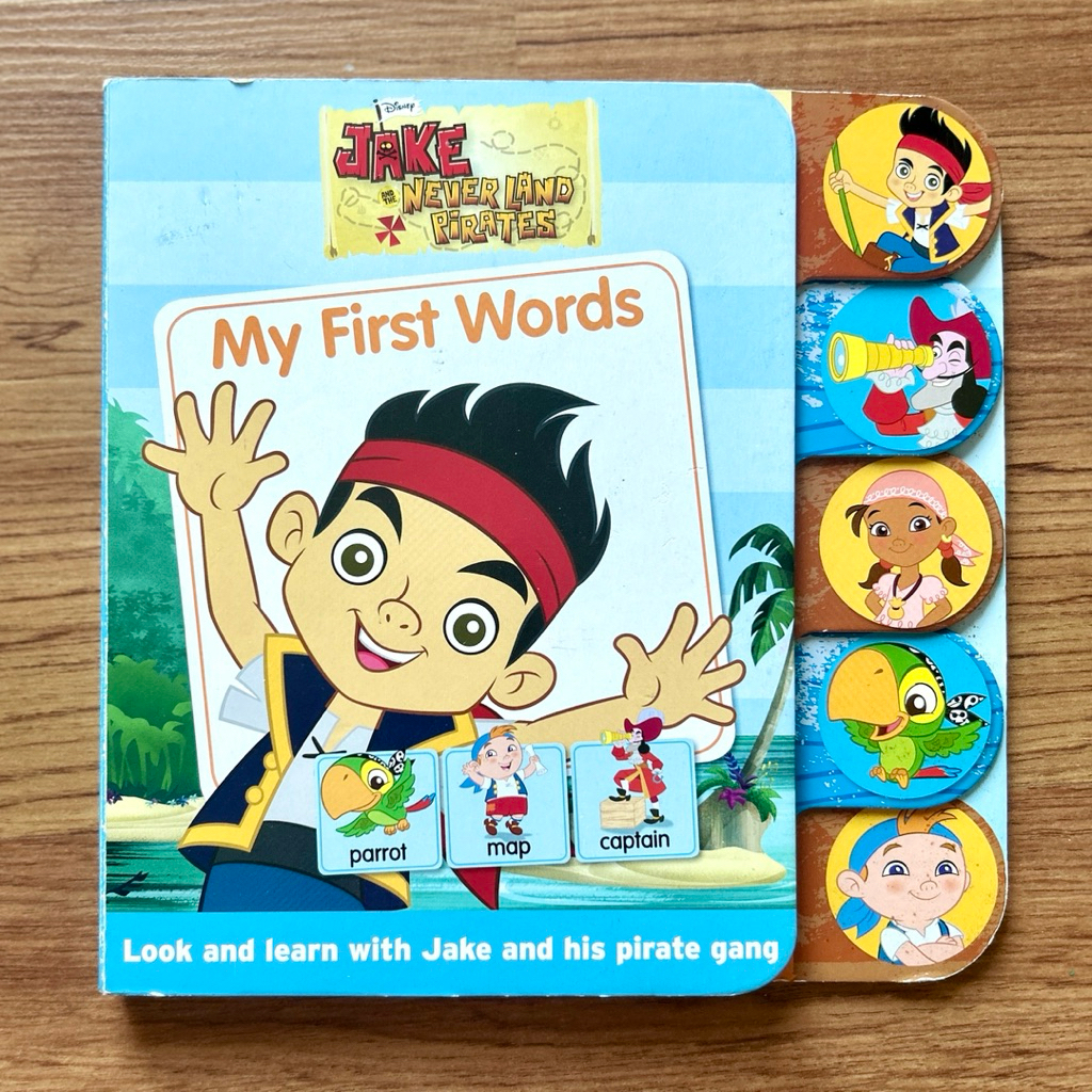 board book หนังสือภาษาอังกฤษดิสนีย์ Jake and The Never Land Pirates *ส่งต่อ*มือสอง* 🩵