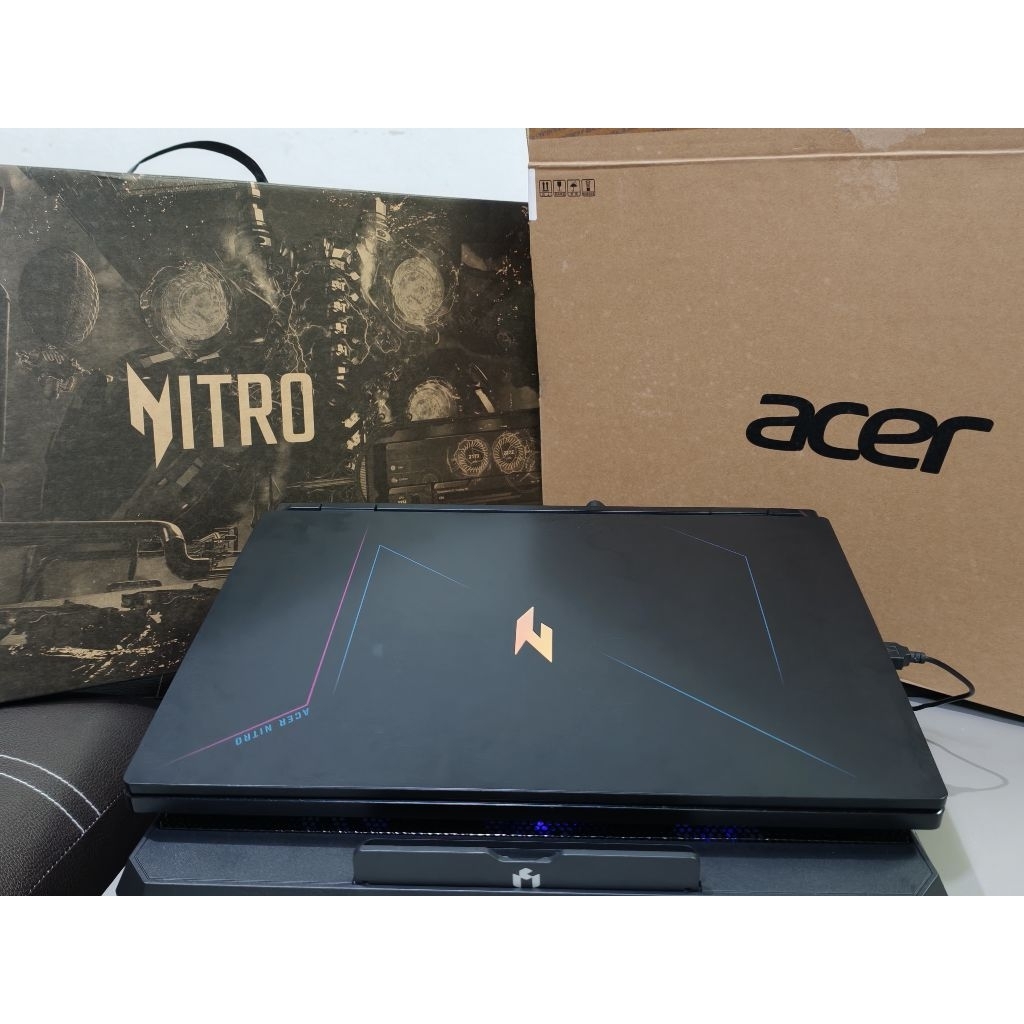 Notebook Acer Nitro16 AN16-41-R4ZR R5 7640HS rtx4050 140w  ram16g/32 ddr5 m.2 512G/1TB