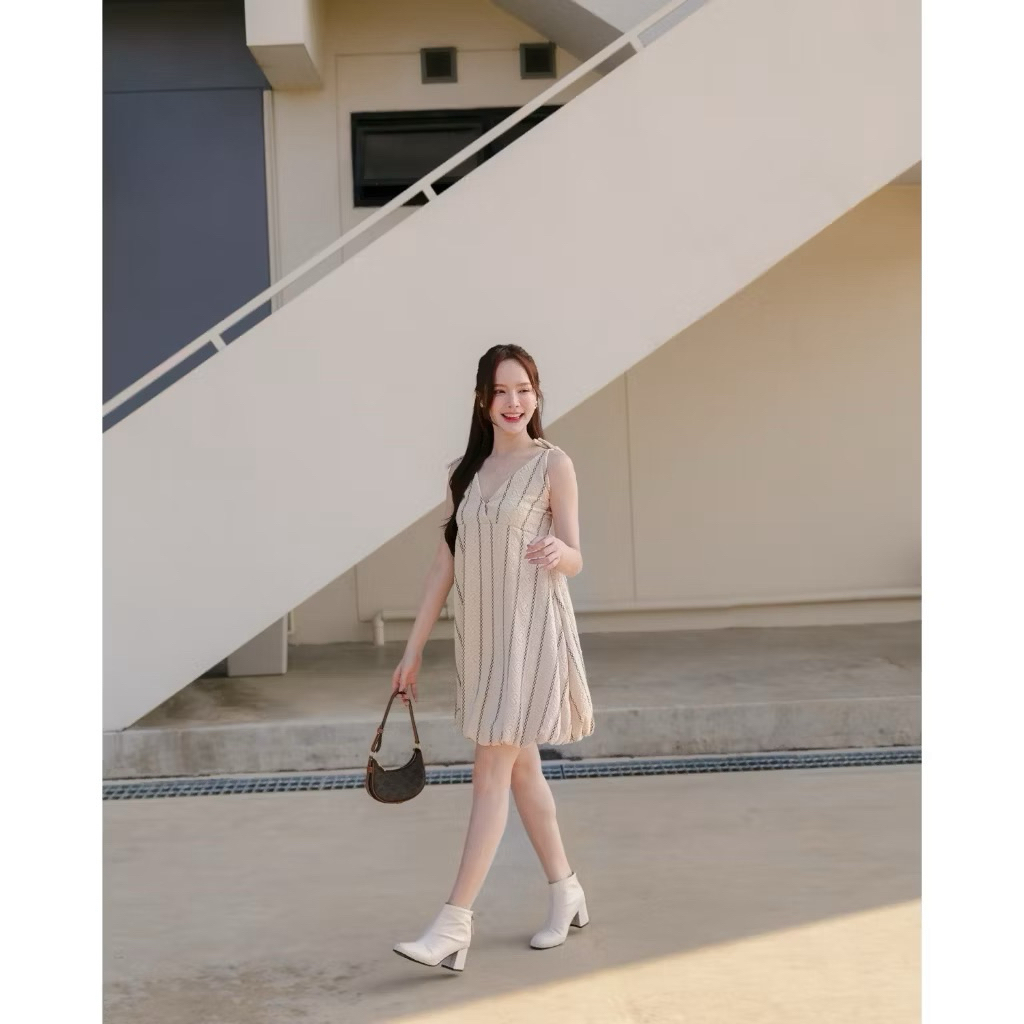 ส่งต่อสีครีมฟรีไซส์จากร้าน Labelle_clothing_brand นะคะ✨🫶🏻