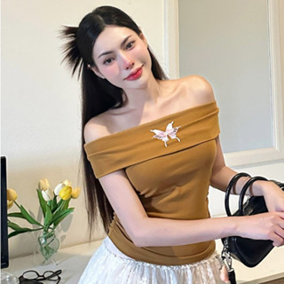 🌈VibeHouse🌈เสื้อปาดไหล่ ผ้ายืดยูนิ สกรีนผีเสื้อ 🌼ผ้ายืดเยอะส…