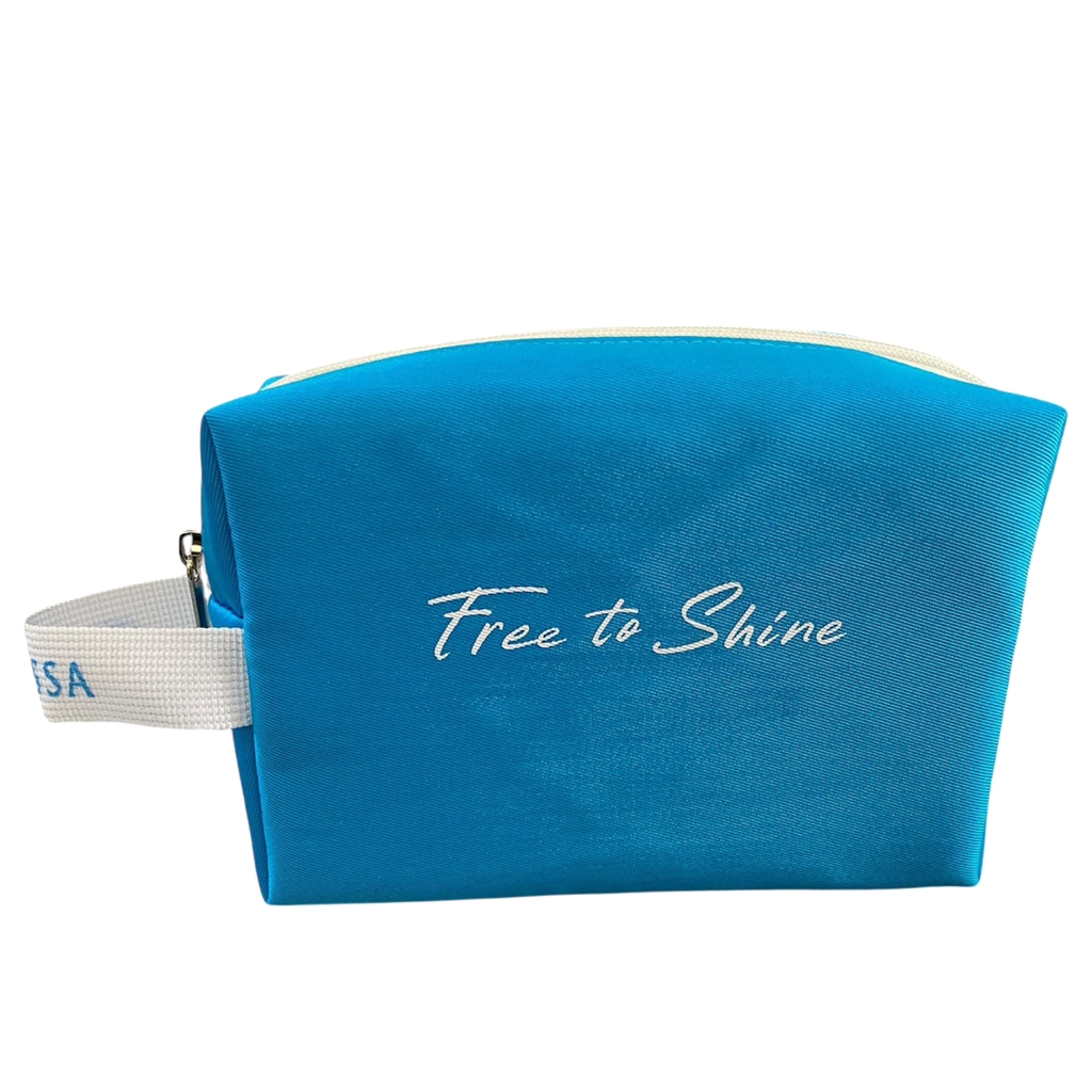 [สินค้าสมนาคุณงดจำหน่าย] ANESSA - Free To Shine Pouch Bag 2026 (Blue) (200g.) กระเป๋าใส่ของอเนกประสงค์ (สีฟ้า)