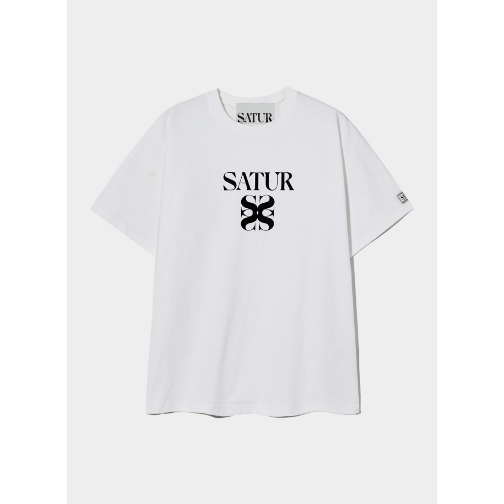 SATUR เสื้อยืด รุ่น Classic Logo T-Shirt White