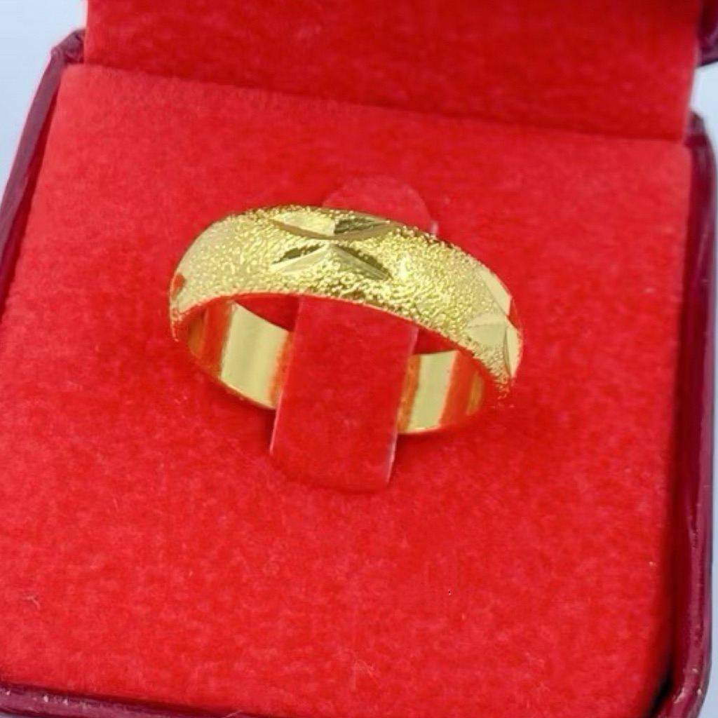 แหวนทอง สวยเหมือนจริง น้ำหนัก2สลึง ลายดอกจิกยิงทรายรอบวง ทองโคลนนิ่ง 0395
