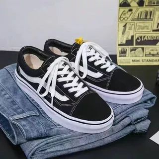 （จัดส่งไวมาก🚛）รองเท้ากีฬา รองเท้าผ้าใบสไตล์เกาหลี สำหรับนักเรียน ใส่ได้ทั้งผู้ชายและผู้หญิง[36-45] รองเท้าผ้าใบแบบสวม