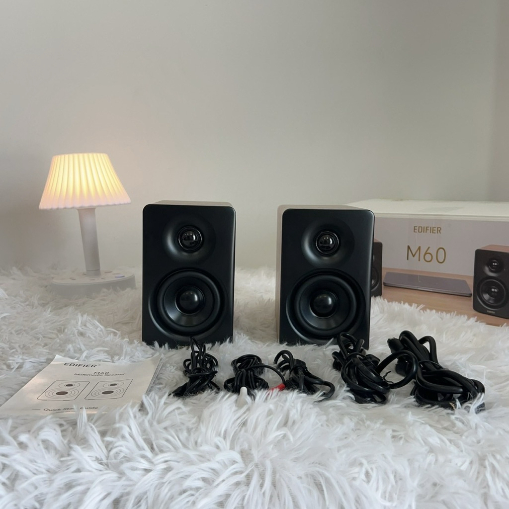 Edifier M60  มือ2 สภาพ 99% สี classic oak S65 ประกัน 3 เดือนใช้งานได้ปกติ กล่องครบ อุปกรณ์ครบ