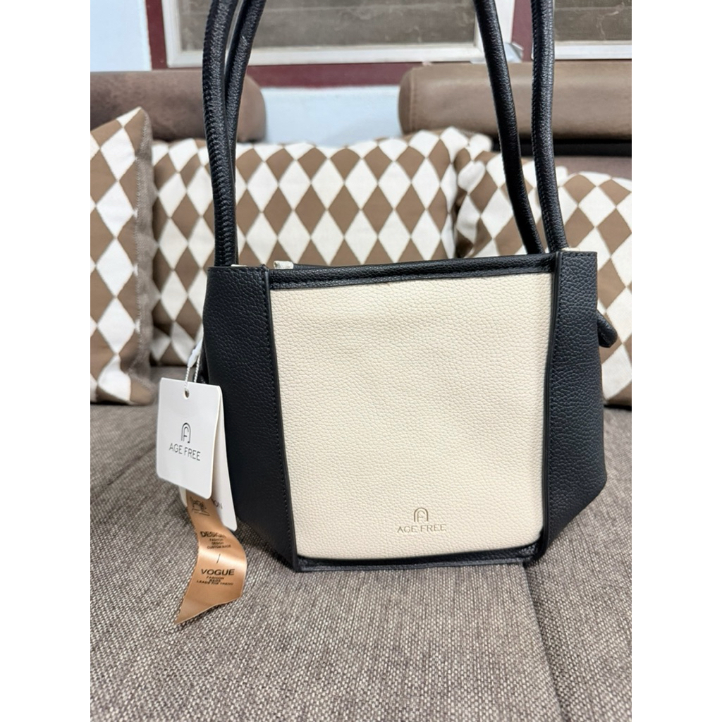 กระเป๋าAge Free ไม่ผ่านการใช้งาน