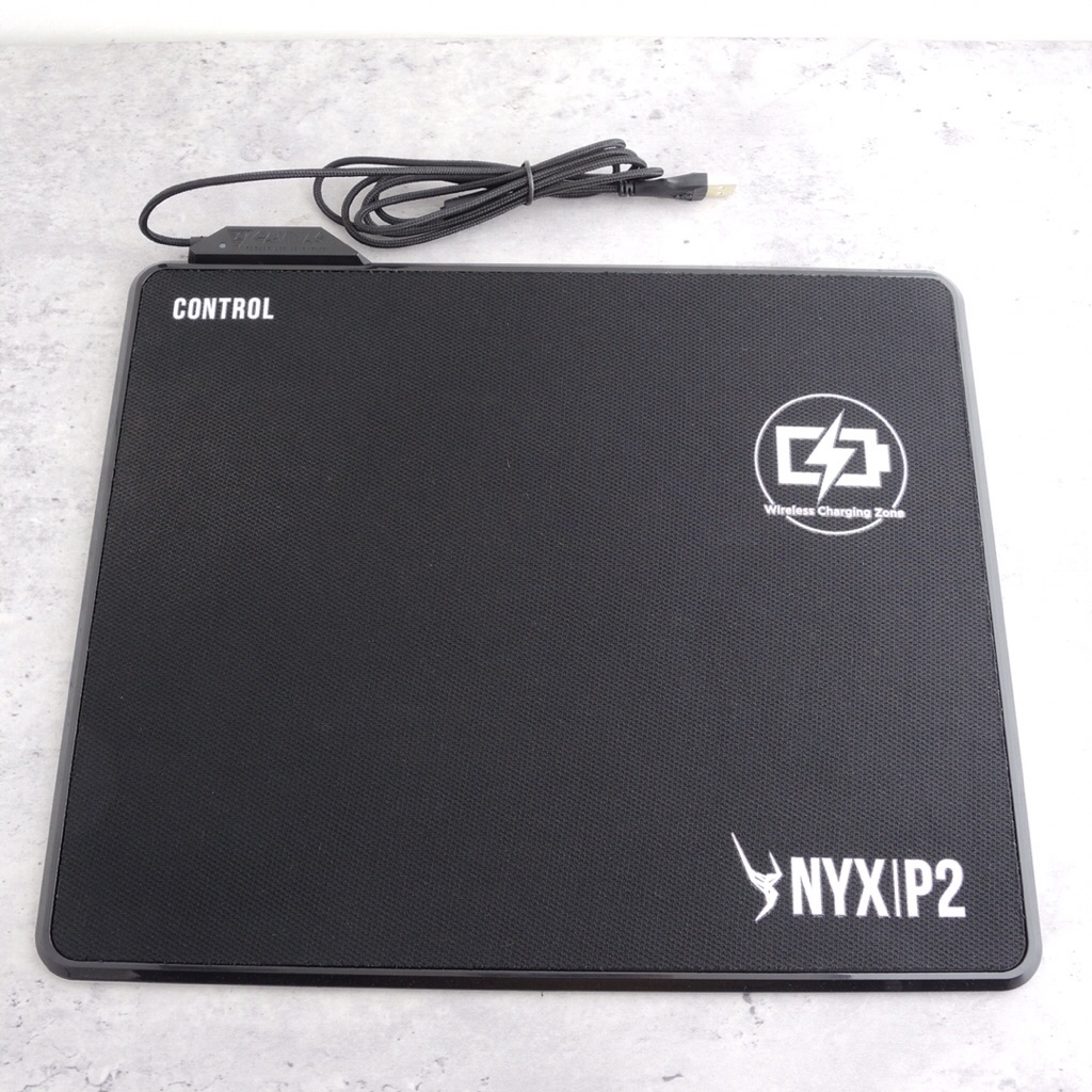 GAMDIAS >> NYX P2 GAMING MOUSE MAT + WIRELESS CHARGING แผ่นรองเมาส์สำหรับเล่นเกม มี 2 พื้นผิว พร้อมท