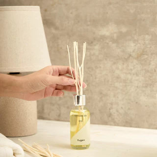 Yugen Diffuser Oil 60 ml. ยูเก็น ผลิตภัณฑ์กระจายกลิ่นหอมขนาด 60 ml.
