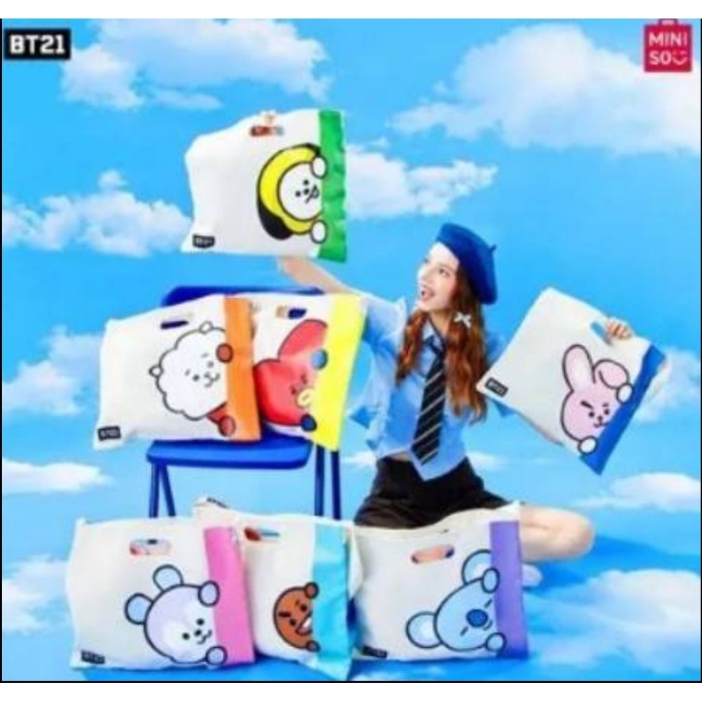 MINISO กระเป๋าผ้า สะพายข้าง BT21 Collection