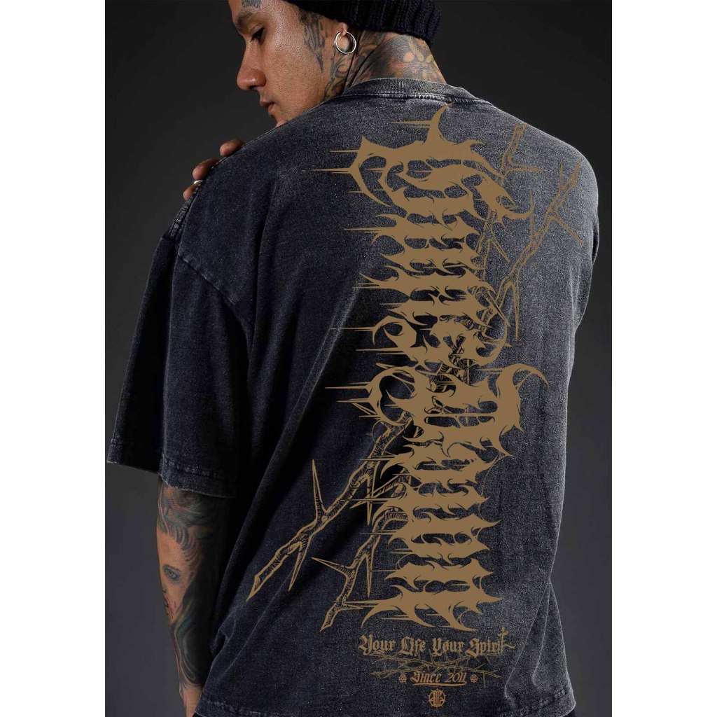 เสื้อยืดคอฟิตผ้าฟอกเฟดสีดำ Gunsdown® | Rise in Darkness