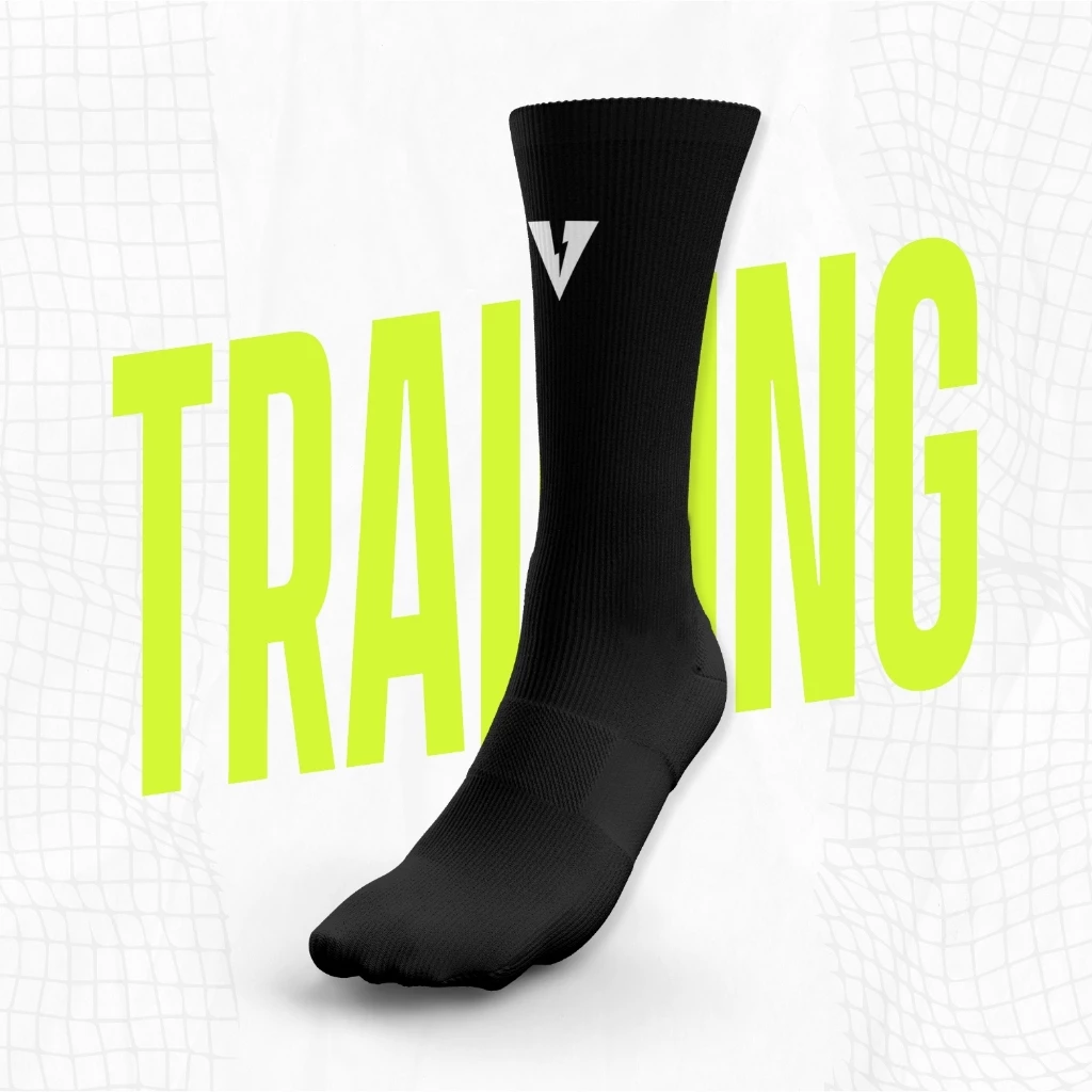 VOLT ถุงเท้ากีฬา ถุงเท้าวิ่ง รุ่น TORQUE 001 V TRAINING SOCKS สีดำ TQ-0223 สำหรับออกกำลังกาย ฟิตเนส