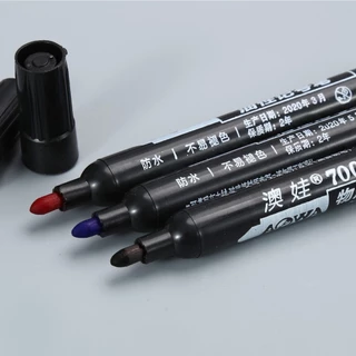 ปากกาเพ้นท์ ปากกามาร์กเกอร์ กันน้ำ ติดทนมา แห้งเร็ว มี 3 สี ดำ แดง นำเงิน ใช้เขียนได้ทุกพื้นผิว เช่น กล่อง พลาสติก โลหะ