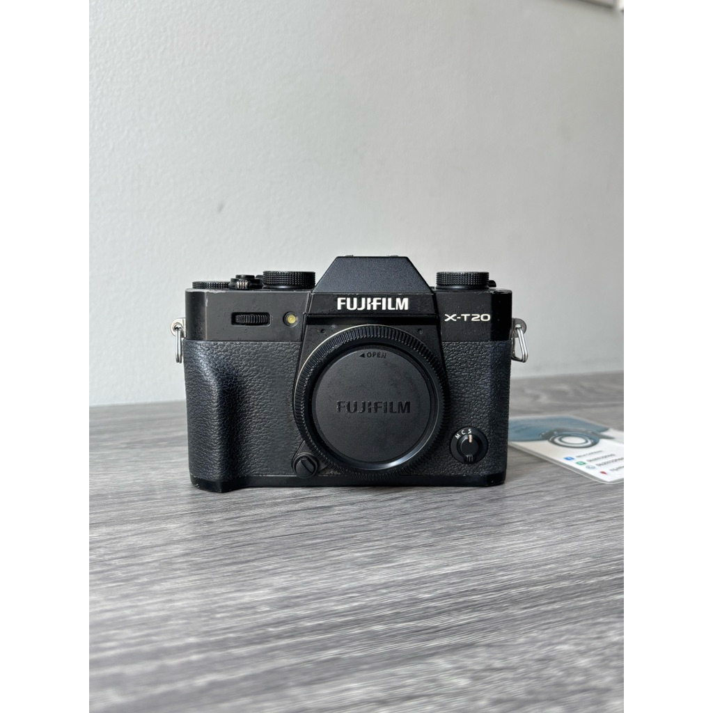BODY  FUJIFILM  X-T20 มีรอยการใช้งาน