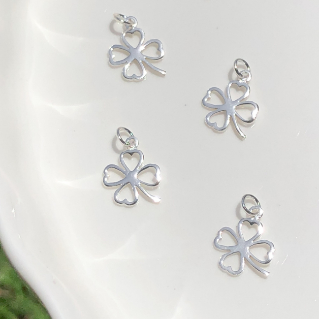 Clover Pendant (เฉพาะจี้) | จี้ใบโคลเวอร์เงินแท้ silver925 | Sister J