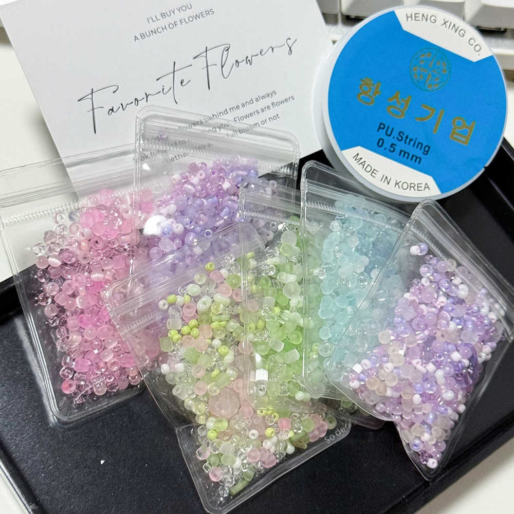 ลูกปัดทำสร้อย ลูกปัดแก้วเม็ดเล็ก ลูกปัดแก้วโปร่งแสงหลากสี สไตล์หวาน สีพาสเทล