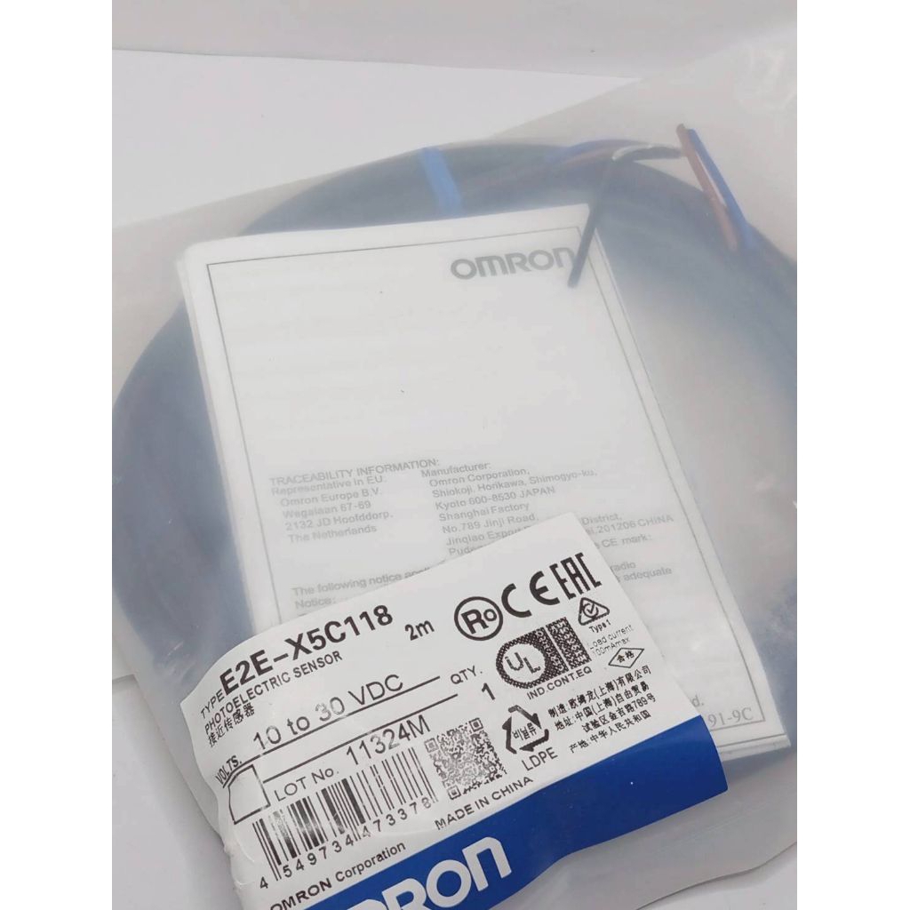 E2E-X5C118 เป็นพร็อกซิมิตี้เซนเซอร์แบบเหนี่ยวนำ (Inductive Proximity Sensor) ในตระกูลSeries ออกแบบมาสำหรับการตรจ