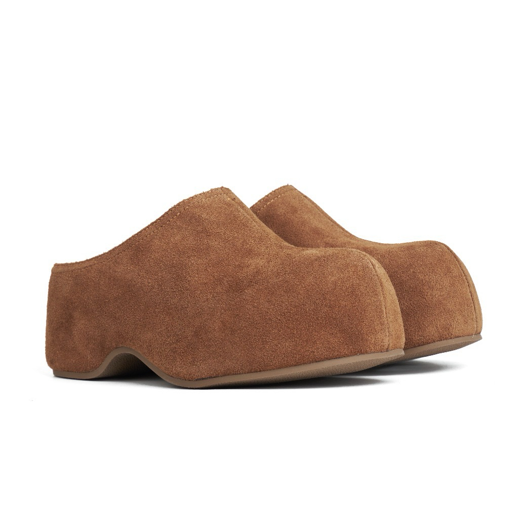 ส่งต่อ CO1119  WEDGES SUEDE  PLATFORM ไซส์40