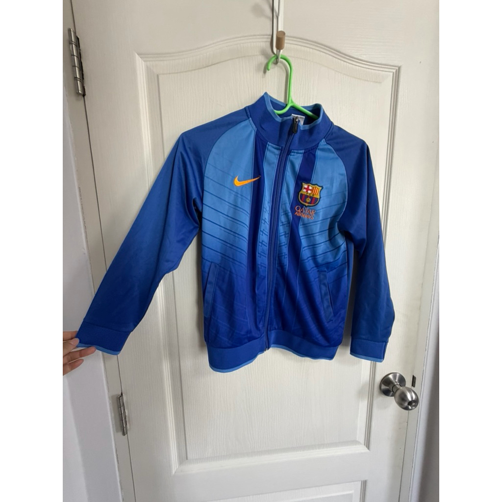 เสื้อวอร์มเด็ก Nike ทีมบาร์เซโลนา (FC Barcelona) สีน้ำเงิน สกรีน Qatar Airways