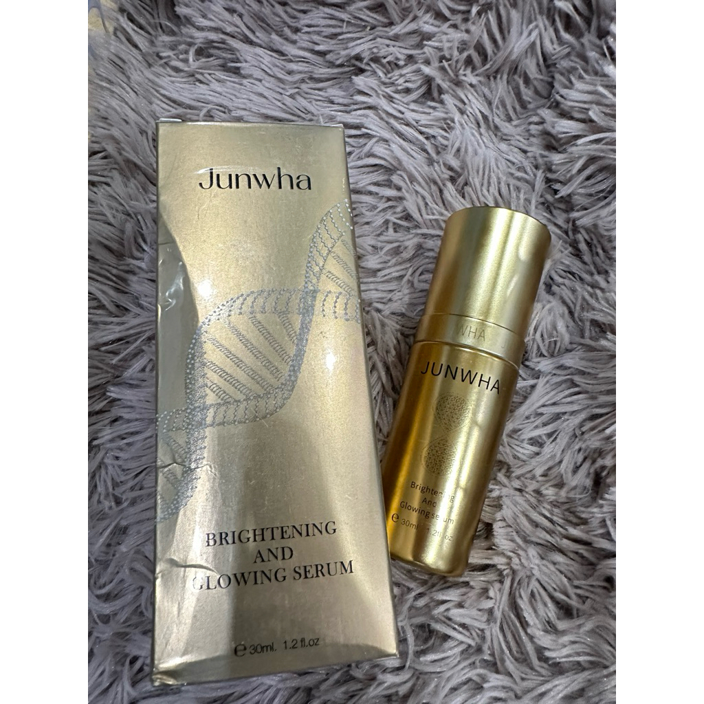 (กล่องไม่สวย) Junwha Brightening and glowing serum
