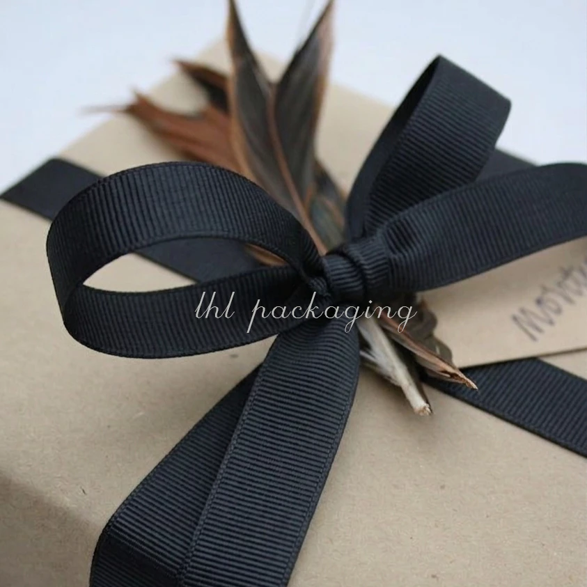 ริบบิ้นผ้ากรอสเกรน (Grosgrain Ribbon) กว้าง 1.5 cm ส่งจากกรุงเทพ