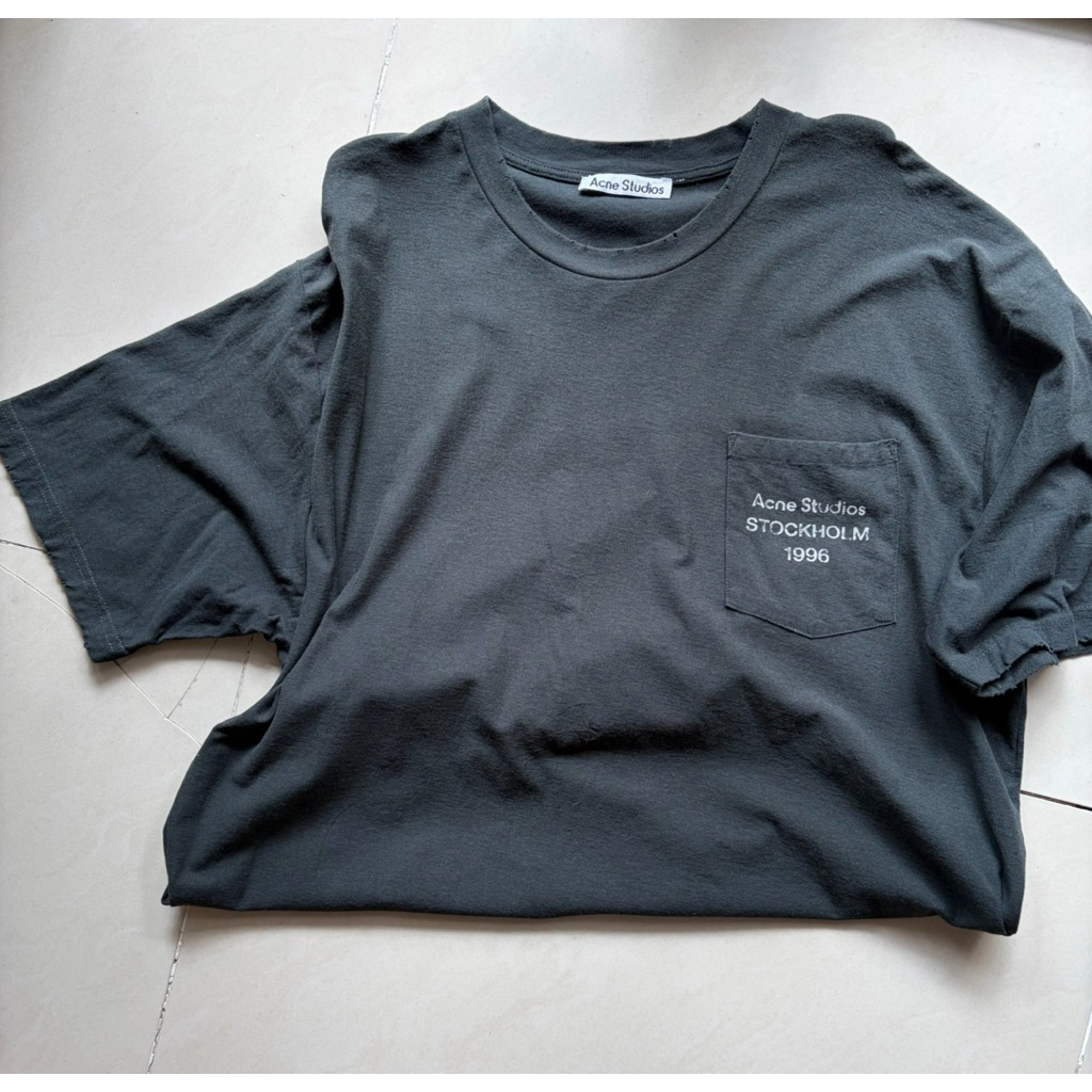 Acne Studios STOCKHOLM 1996 Acne Studios สีชาแต่งขาดจากเจ้าของแบรนด์