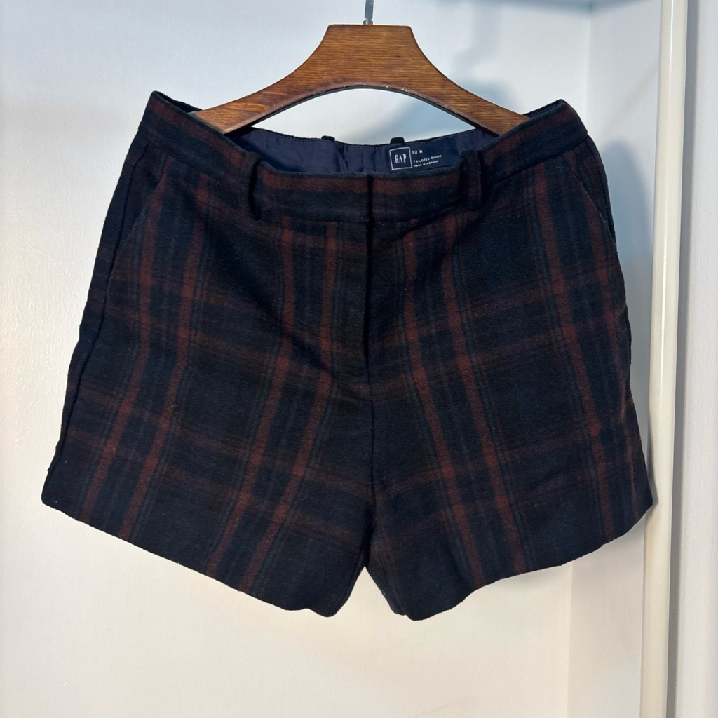 GAP กางเกงขาสั้นผ้าวูล