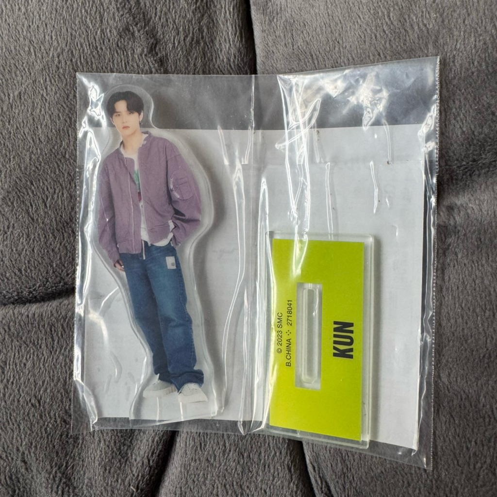 NCT ACRYLIC STANDY / keychain